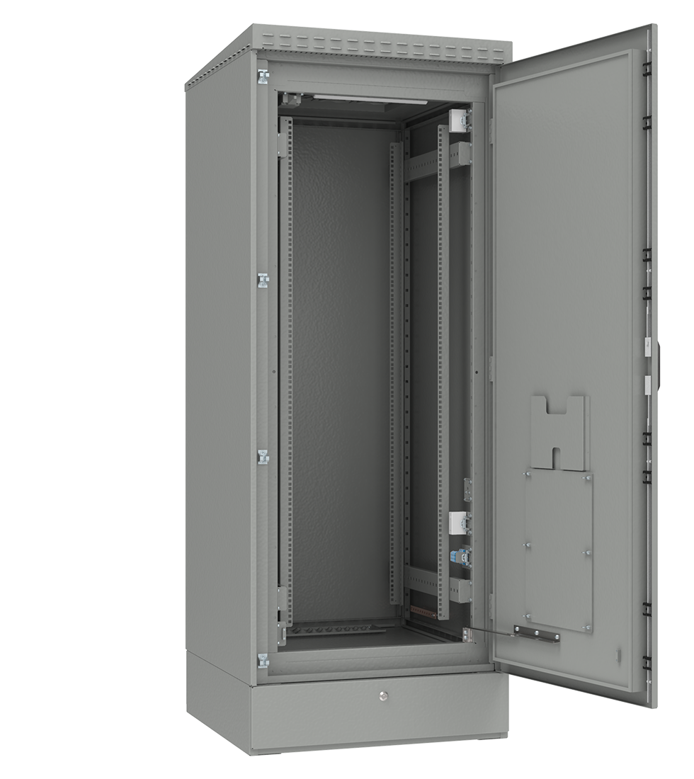 Всепогодный климатический шкаф IP55 серого цвета с открытой дверью