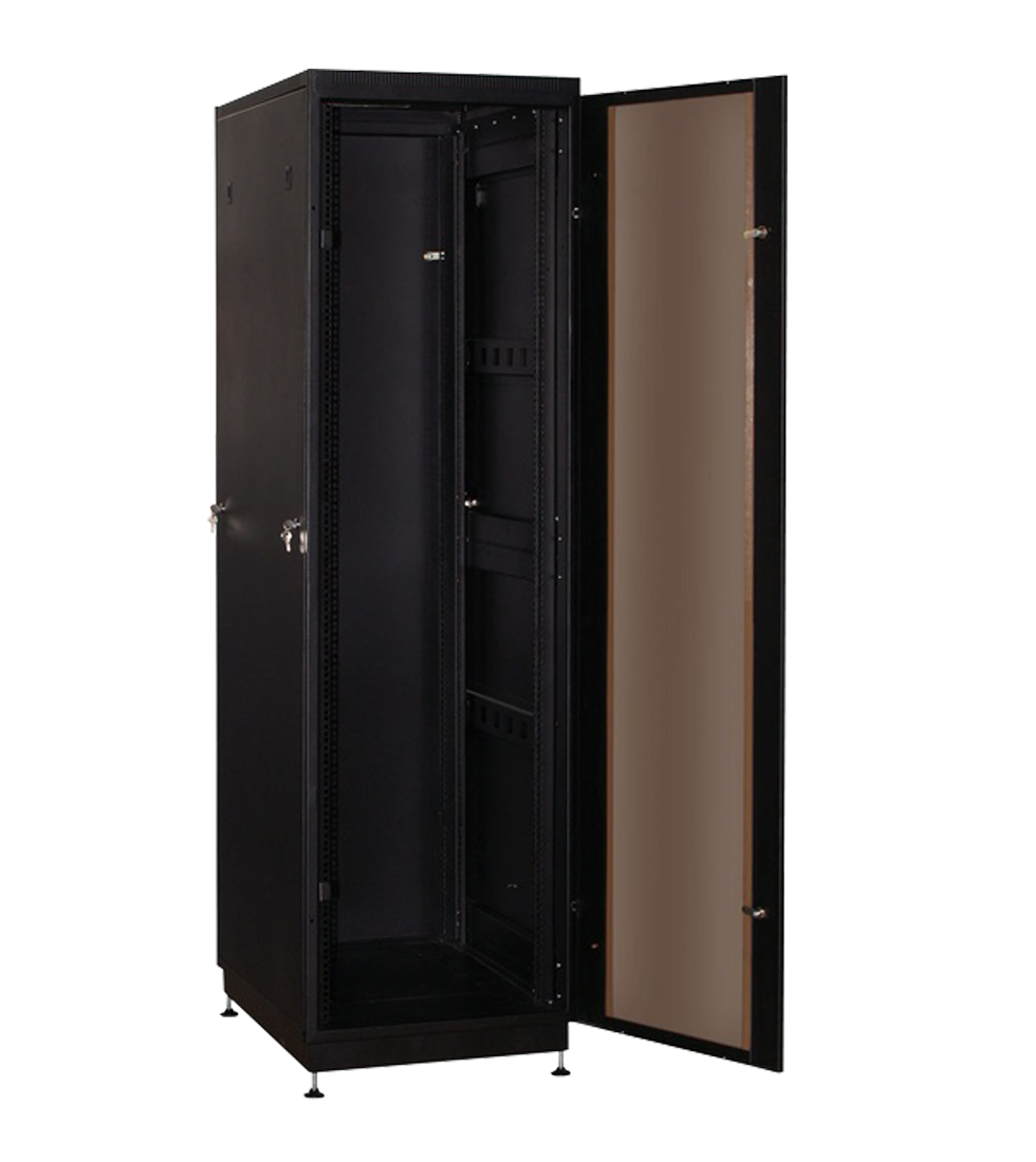 Телекоммуникационный напольный шкаф серии Level 2 черного цвета и остекленной дверью