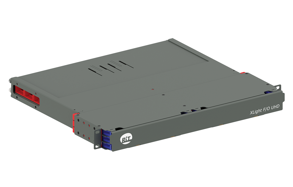 Кассетная оптическая полка на 1U с задним органайзером и защитным кожухом (вид спереди)